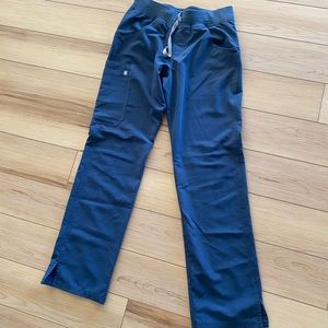 Figs size XS regular scrubs